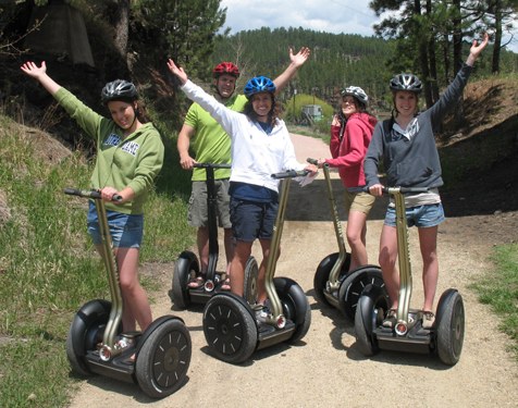 Lea Artibai Ikastetxeak segway bat erabiliko du bere hezkuntza eskaintza ezagutzera emateko