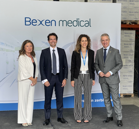 Lehendakariak Bexen Medical bisitatu du, pandemian egin duen lana eskertuz