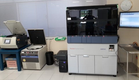 OSARTENek dagoeneko egiten ditu Covid-19a detektatzeko probak, TMA diagnostiko molekularreko teknikaren bidez