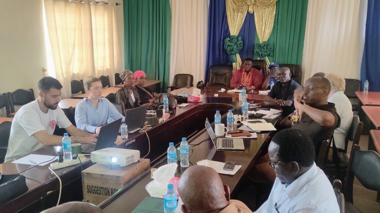 Politeknika-Txorierri-Sierra-Leona-Batzarra (1).jpg Politeknika-Txorierri-Sierra-Leona-Batzarra (1).jpg