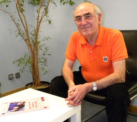 Rafael Cristóbal: "Umeak ez du hitz egiten, baina adierazi egiten du; bidaltzen dituen seinale horiek igarri eta interpretatu behar ditugu"   